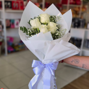 Ramalhete 4 Rosas Brancas